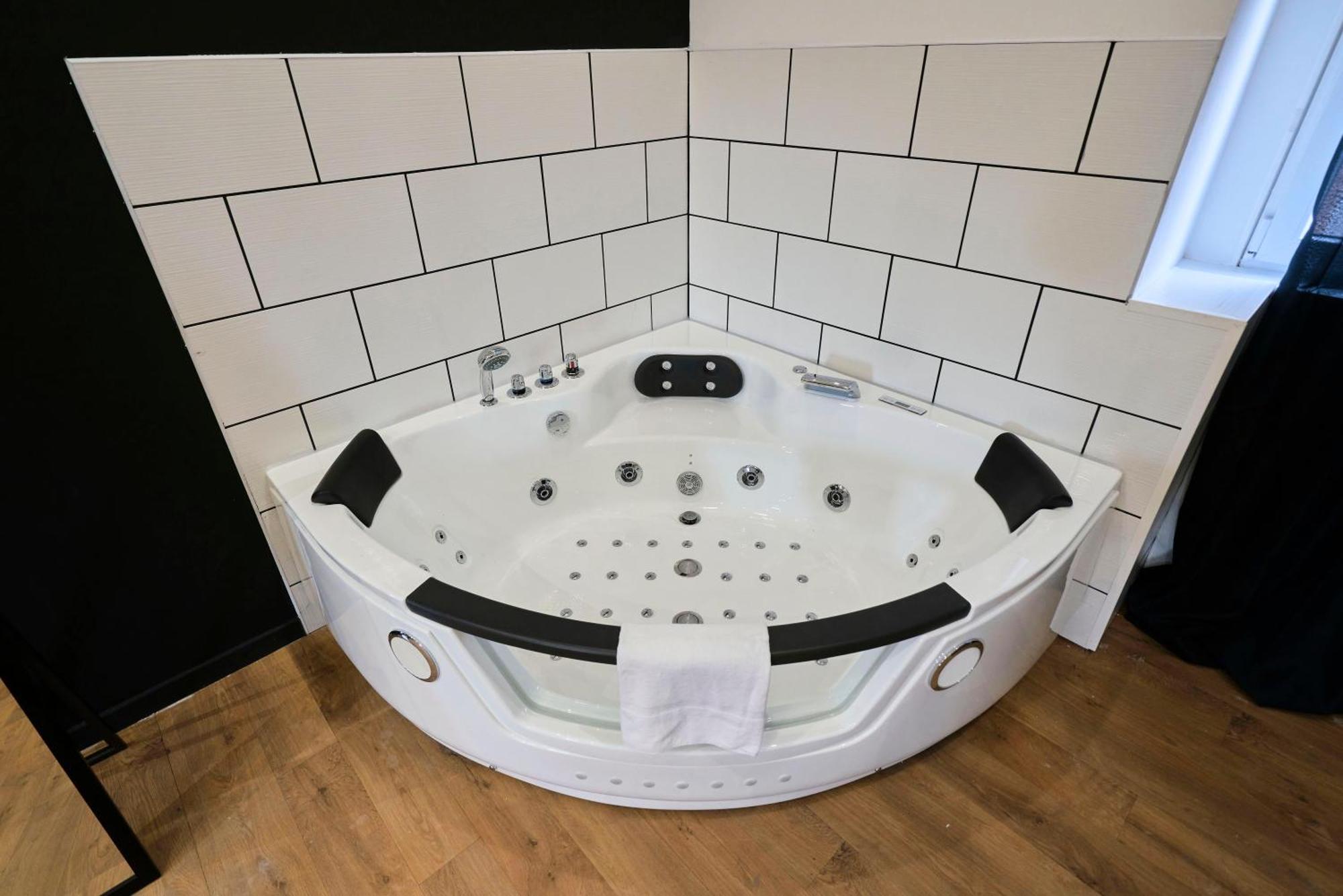 Ng Prestige - Lille L Roubaix Trichon - Balneo - Netflix - Wifi Apartman Kültér fotó